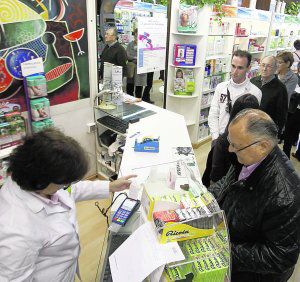 Foto de Montoro salda la deuda con las farmacias tras dos años de asfixia